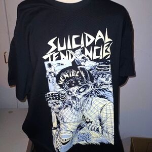 Gildan Black Graphic Tee with Bold Design